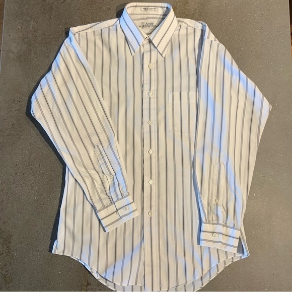 Arrow Princeton Poplin Dress Shirt - Picture 2 of 10